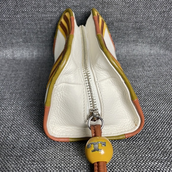 Tory Burch Contrast T Wristlet Off-White Gold and Brown - Picture 5 of 17